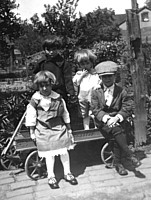 kids in wagon